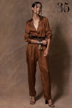 Front Page 33 Front Page -Divine Couture 115ske27 2