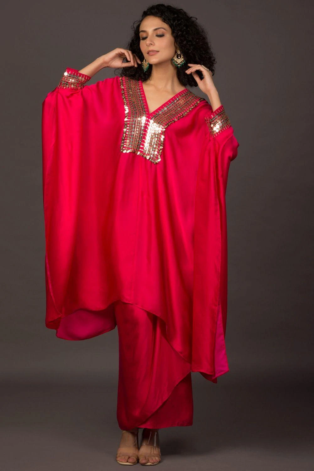 Prahnaaya Pink Hand Embellished Kaftan Set 4 Prahnaaya Pink Hand Embellished Kaftan Set - Image 2