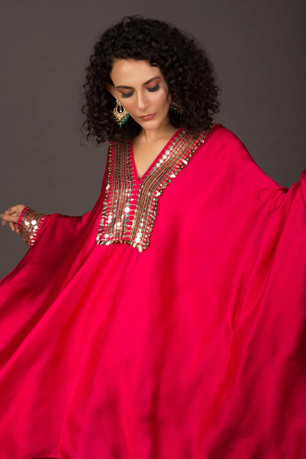 Prahnaaya Pink Hand Embellished Kaftan Set 6 Prahnaaya Pink Hand Embellished Kaftan Set - Image 4