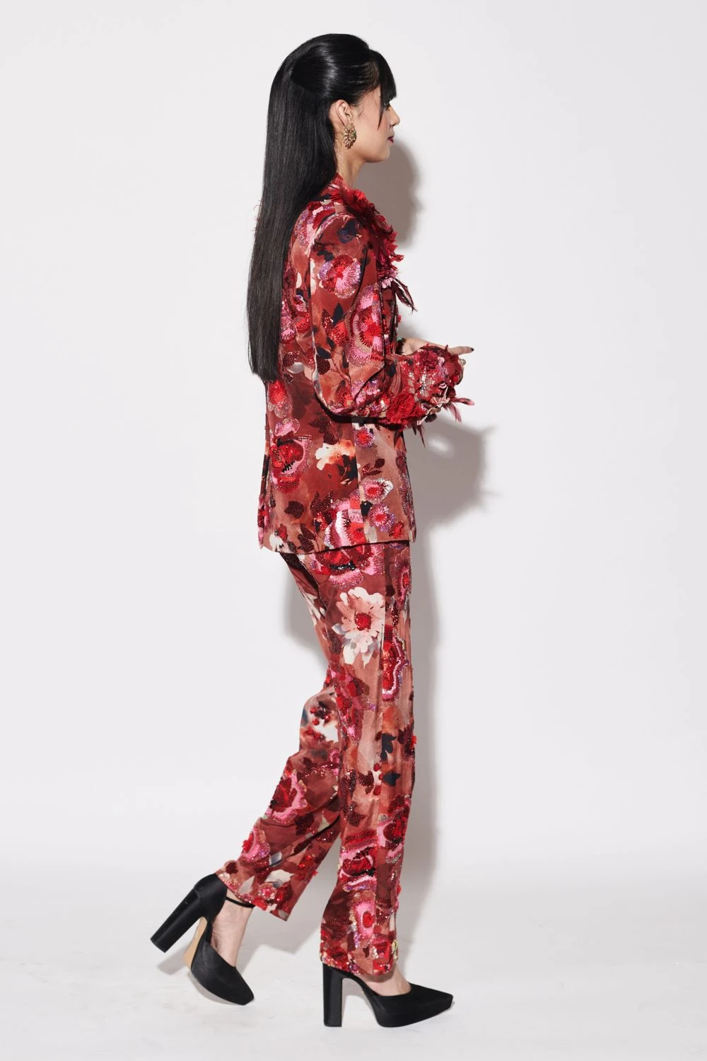 Varun Bahl Red Printed Power Shoulder Jacket Set 4 Varun Bahl Red Printed Power Shoulder Jacket Set - Image 2