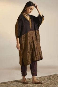 Shorshe Plum & Gold Handwoven Kaftan Set