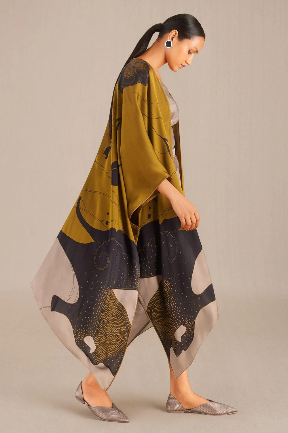 AMPM Asfa Cape Set 4 AMPM Asfa Cape Set - Image 2