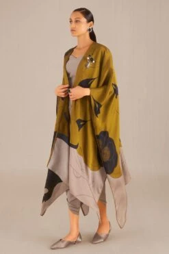 AMPM Asfa Cape Set 9 AMPM Asfa Cape Set -Divine Couture 141123ampm32 3