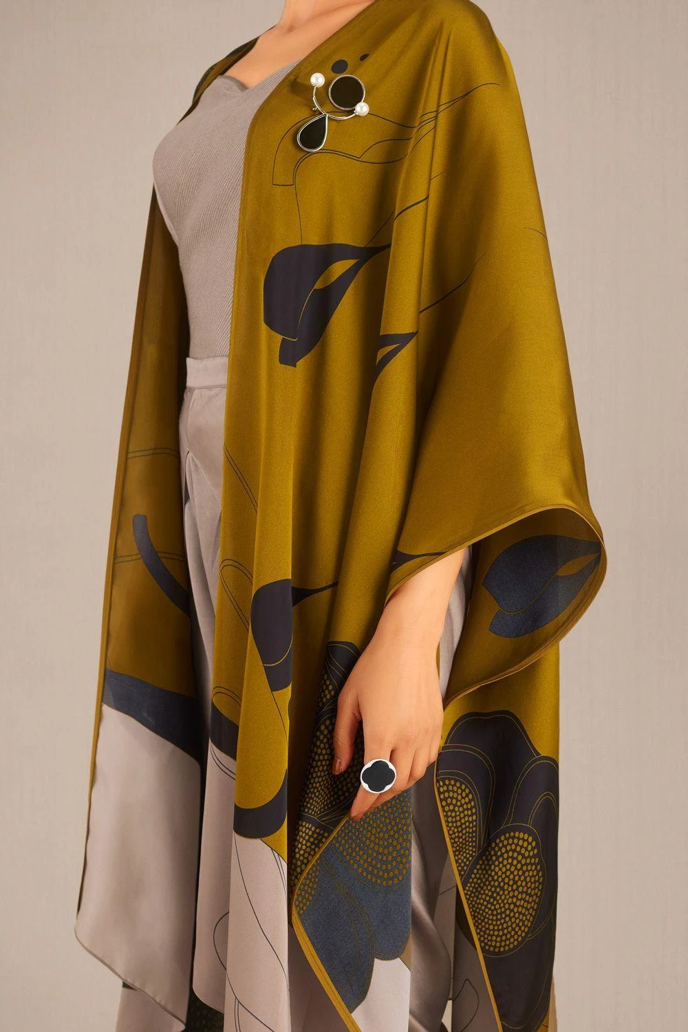 AMPM Asfa Cape Set 6 AMPM Asfa Cape Set - Image 4