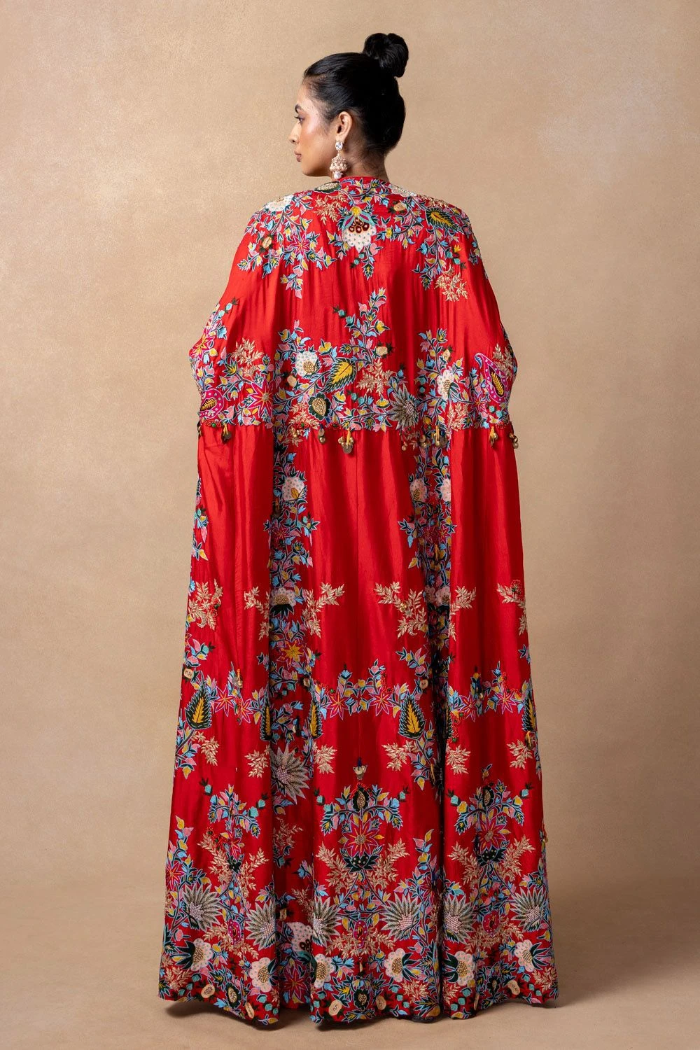 Anamika Khanna Red Embellished Cape Set 7 Anamika Khanna Red Embellished Cape Set - Image 5