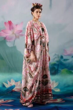 Rajdeep Ranawat Beige Imama Embellished Kaftan 10 Rajdeep Ranawat Beige Imama Embellished Kaftan -Divine Couture 1503rr07 4