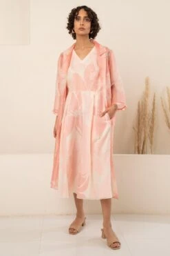 Arcvsh By Pallavi Singh Pink Floral Printed Jacket & Jumpsuit 12 Arcvsh By Pallavi Singh Pink Floral Printed Jacket & Jumpsuit -Divine Couture 15423arc33 5