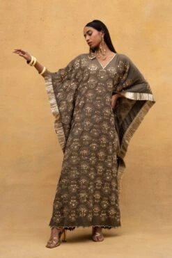 Heirloom By Rara Avis Olive Green Hamsa Motif Kaftan 9 Heirloom By Rara Avis Olive Green Hamsa Motif Kaftan -Divine Couture 171ra7 3