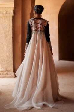 Mrunalini Rao Artha Lehenga Set -Divine Couture 18823mr10 5