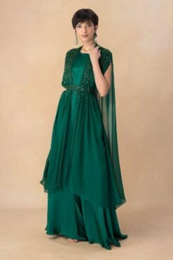 Ahilian Green Crystal Embellished Cape Set