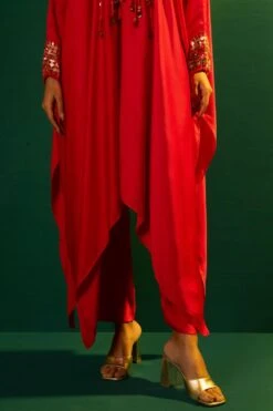 Prahnaaya Red Hand Embellished Kaftan Set 12 Prahnaaya Red Hand Embellished Kaftan Set -Divine Couture 198pra16 5