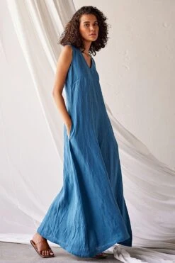 Front Page 39 Front Page -Divine Couture 19923kk17 2