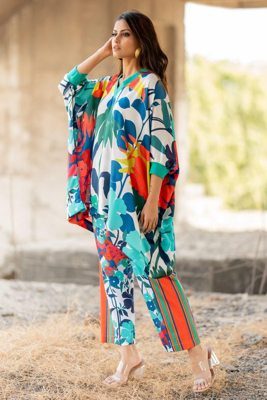 Pooja Keyur Paradise Short Kaftan With Pants 4 Pooja Keyur Paradise Short Kaftan With Pants - Image 2