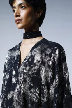 Shorshe Black Chiffon V-neck Kaftan 10 Shorshe Black Chiffon V-neck Kaftan -Divine Couture 2301se05 4