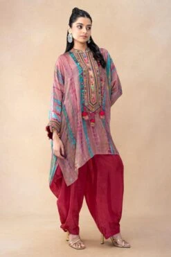 CAPISVIRLEO Multicoloured Embellished Band Collar Kaftan Set -Divine Couture 23823cpo19 3
