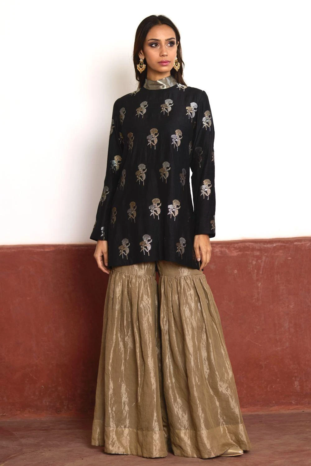 Shorshe Black & Silver Polo Neck Brocade Kurta Set 3 Shorshe Black & Silver Polo Neck Brocade Kurta Set - Image 2