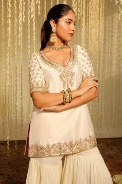 Sheetal Batra Aaira Daisy Ivory Embellished Kurta Set 8 Sheetal Batra Aaira Daisy Ivory Embellished Kurta Set -Divine Couture 2712s23b28 3