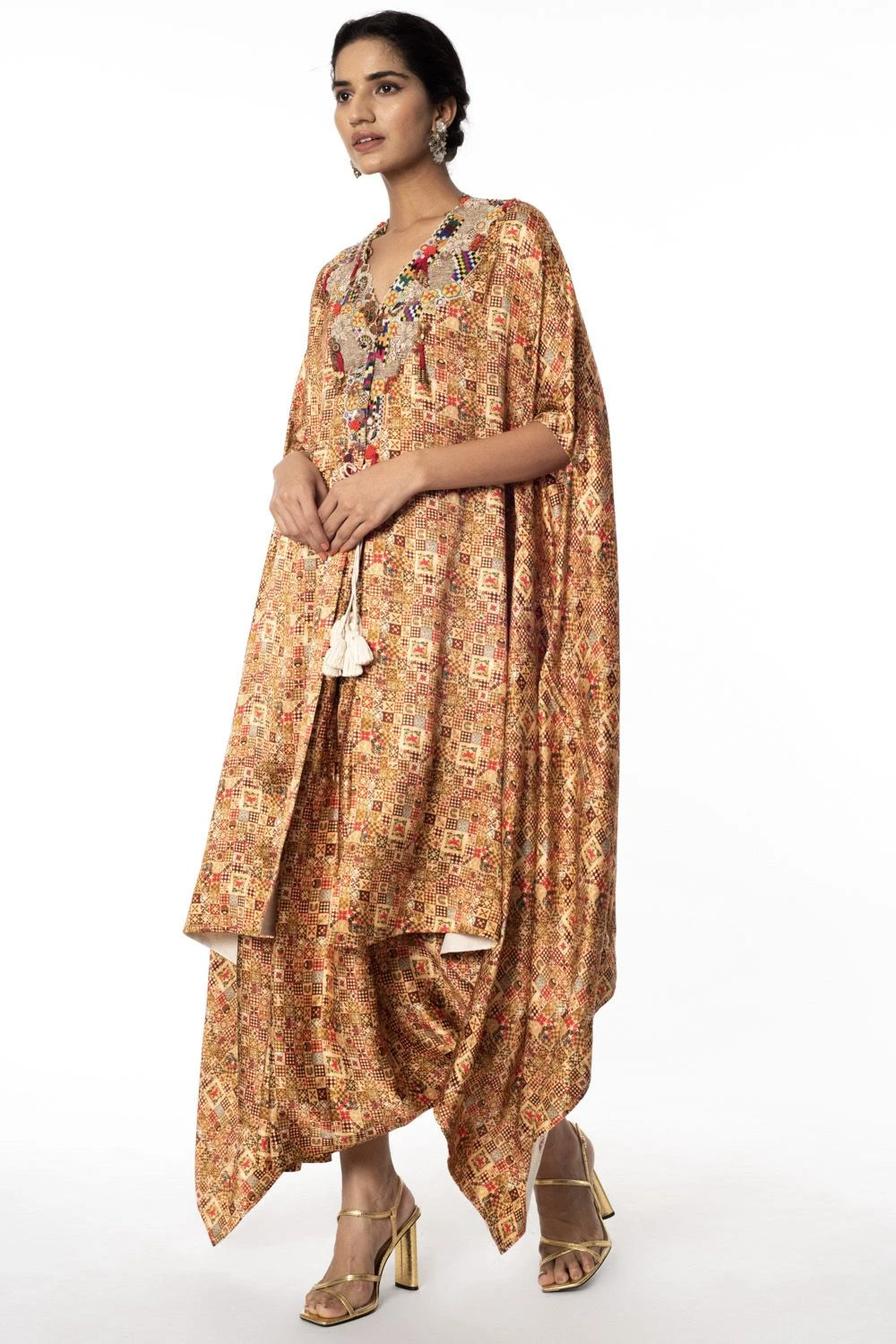 Anamika Khanna Multicoloured Embroidered Kaftan Set 5 Anamika Khanna Multicoloured Embroidered Kaftan Set - Image 3