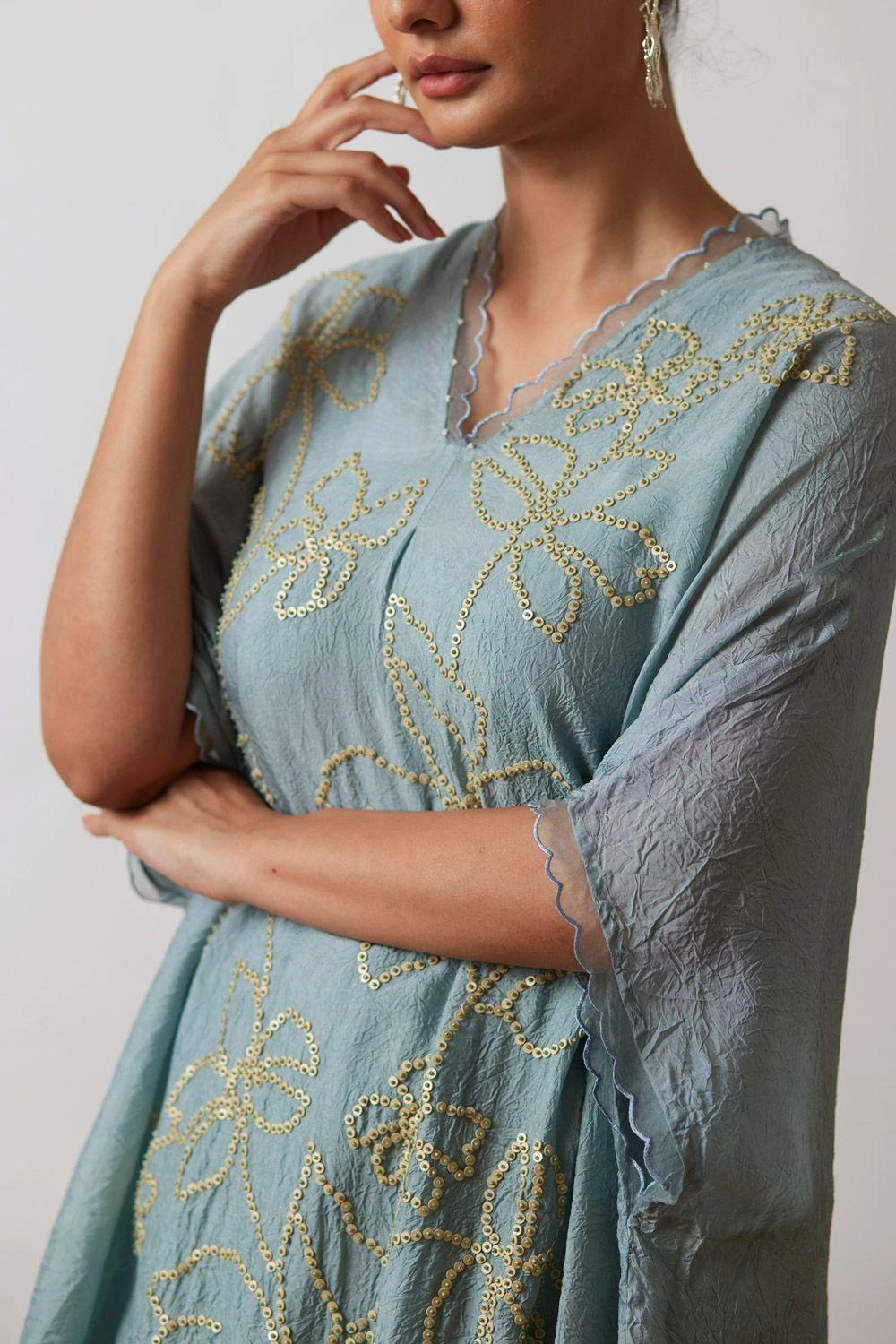 ONE NOT TWO Cloud Blue Floral Embellished Kaftan Set 6 ONE NOT TWO Cloud Blue Floral Embellished Kaftan Set - Image 4