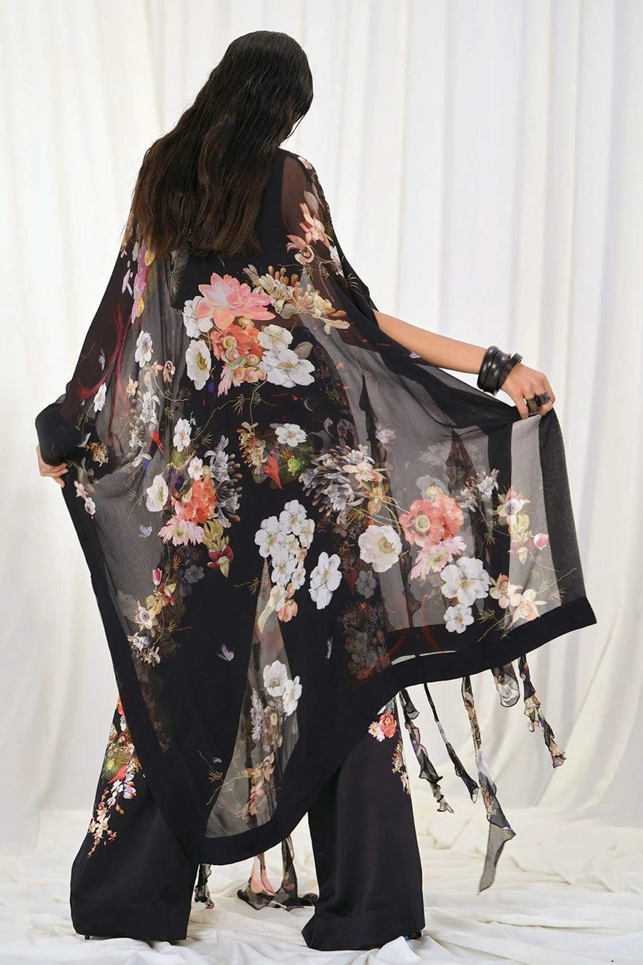 AK-OK By Anamika Khanna Printed Silk Kaftan With A Crop Top & Trousers 5 AK-OK By Anamika Khanna Printed Silk Kaftan With A Crop Top & Trousers - Image 3