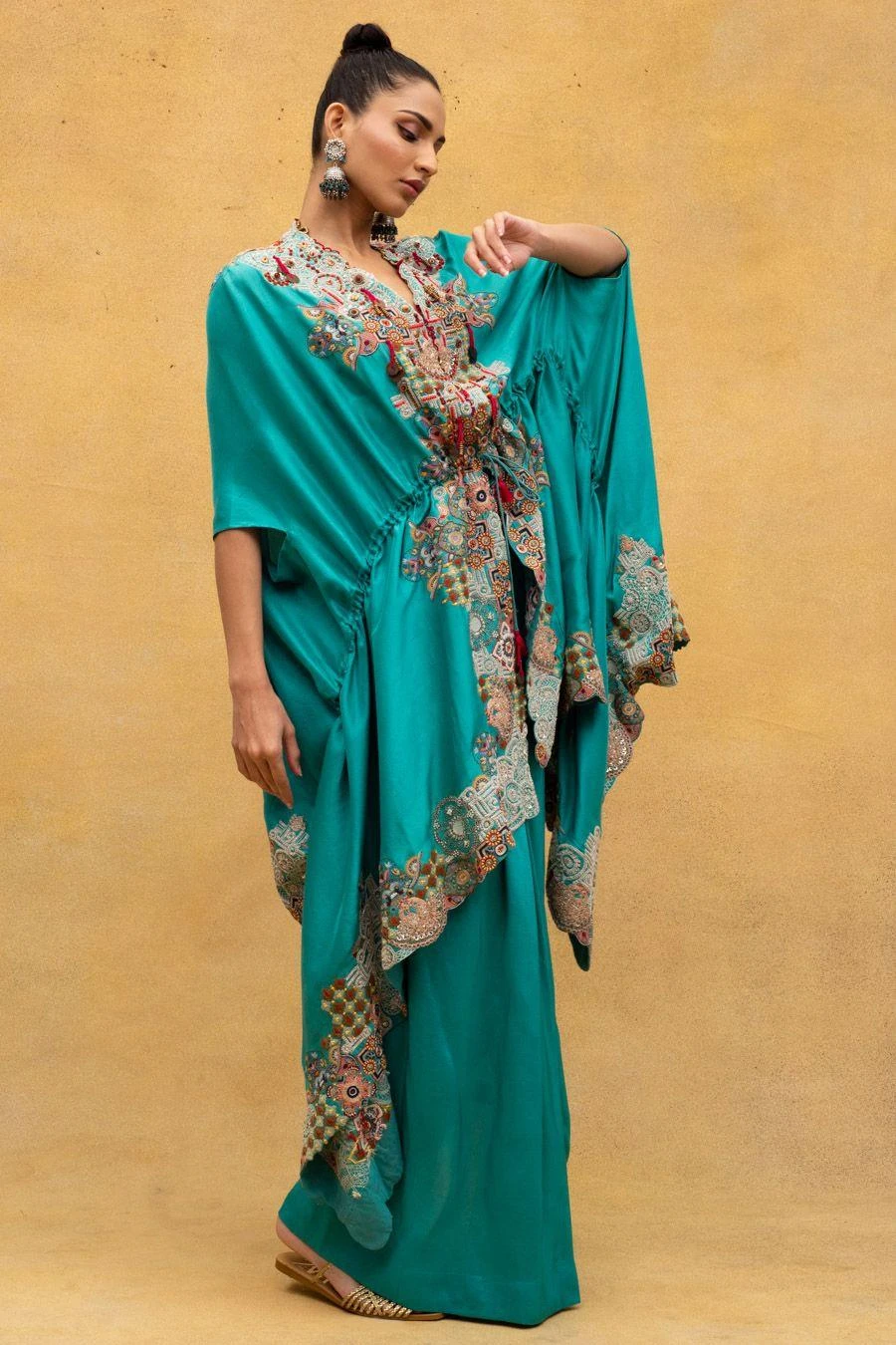 Anamika Khanna Green Thread Embroidered Kaftan Set 4 Anamika Khanna Green Thread Embroidered Kaftan Set - Image 2