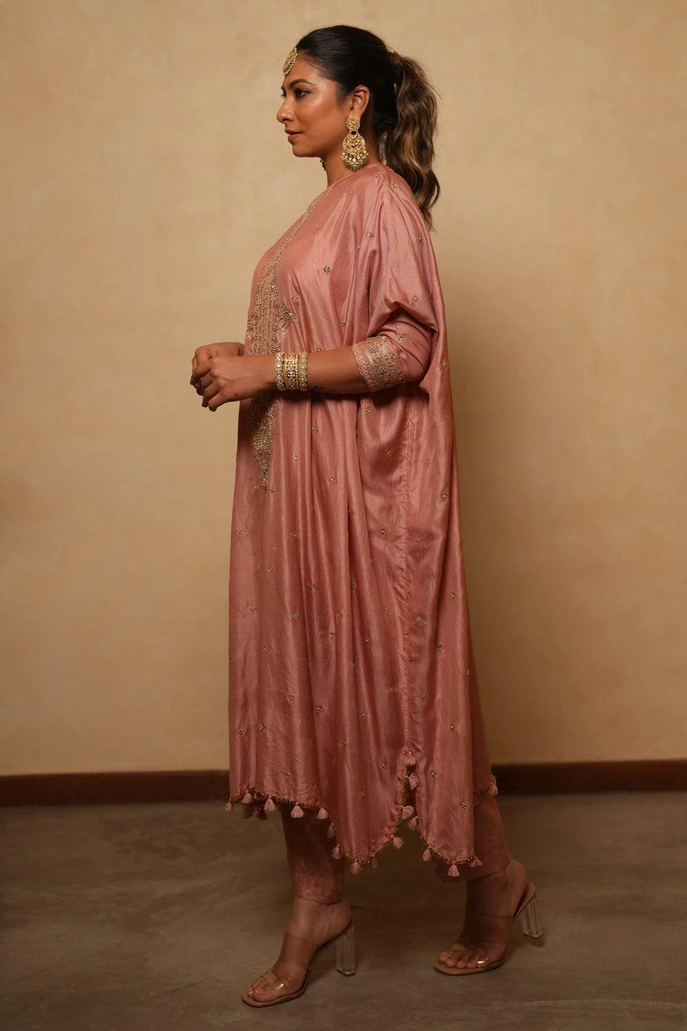 Pooja Keyur Blush Pink Embellished Kaftan Set 5 Pooja Keyur Blush Pink Embellished Kaftan Set - Image 3