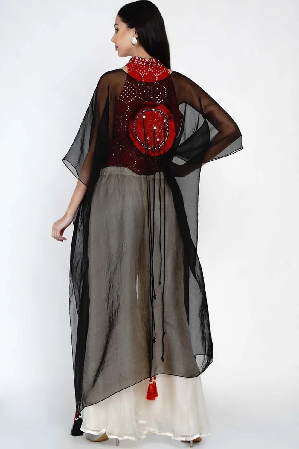 Twenty Nine Organza Cape Set With A Hand Embroidered Top 6 Twenty Nine Organza Cape Set With A Hand Embroidered Top - Image 4