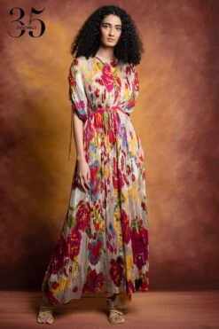 Saaksha & Kinni Floral Printed & Pleated Kaftan