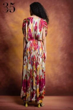 Saaksha & Kinni Floral Printed & Pleated Kaftan -Divine Couture sk 229sk12 6